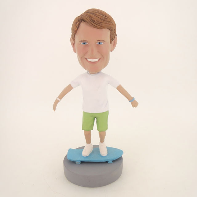 Picture of Custom Bobblehead Doll: Skateboarder Man