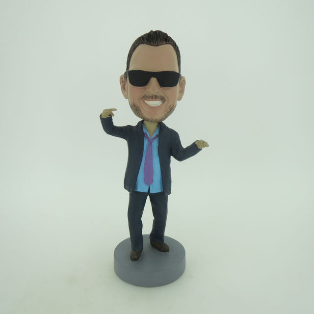 Picture of Custom Bobblehead Doll: Cugar In Sunglass Joking