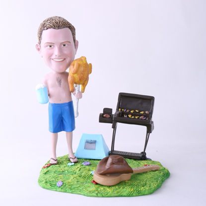 Picture of Custom Bobblehead Doll: BBQ Theme Man Holding Roast Chicken